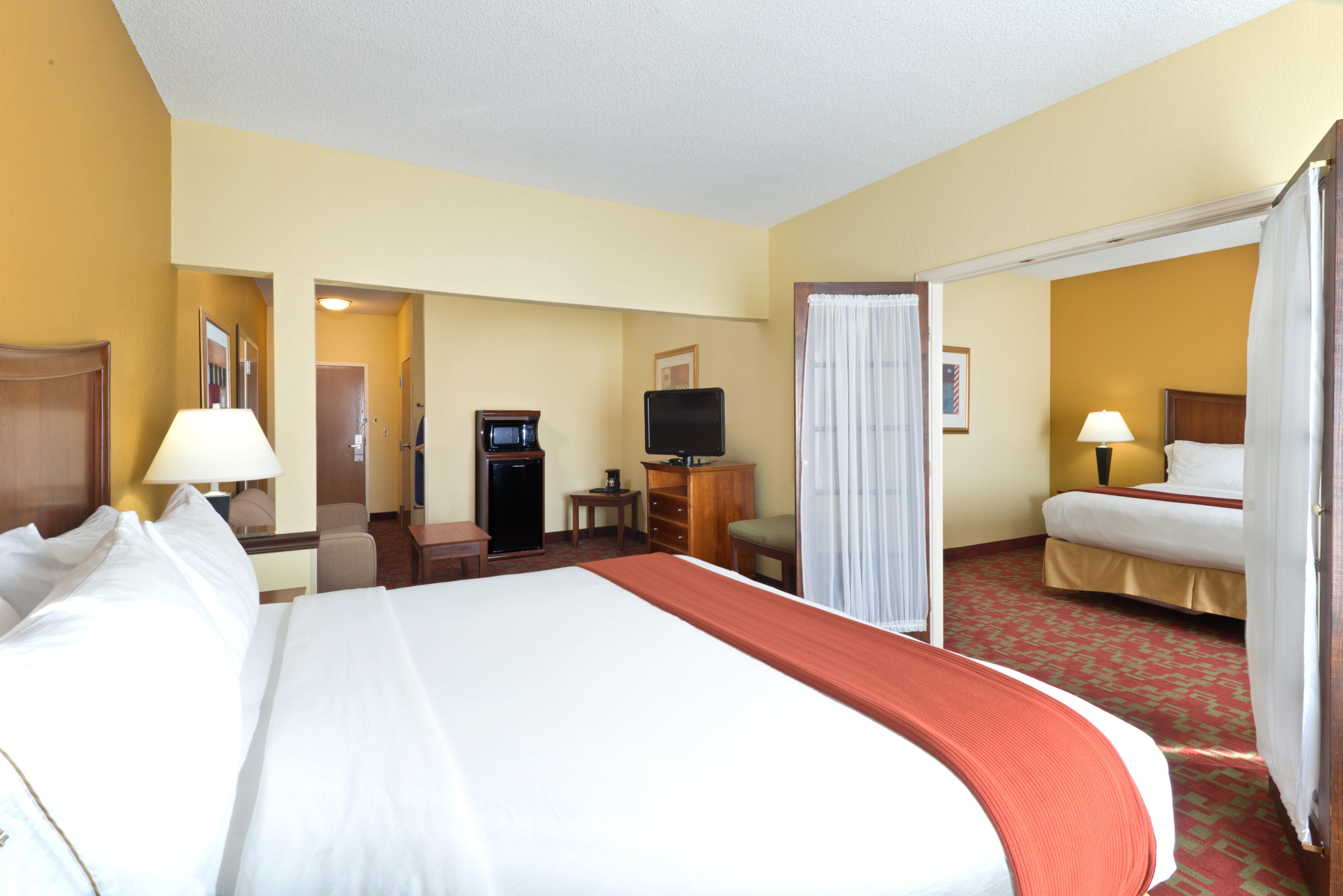 Holiday Inn Express Suites Little Rock West By Ihg Buitenkant foto