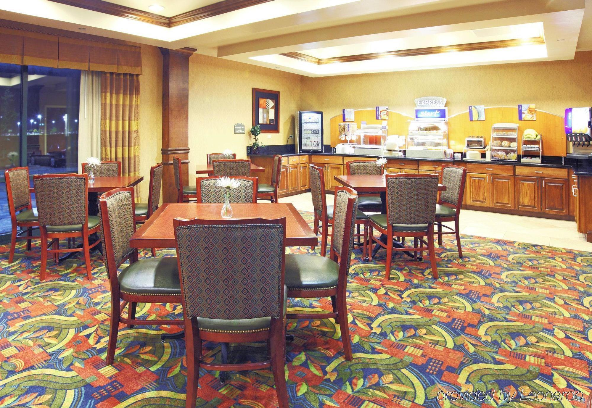 Holiday Inn Express Suites Little Rock West By Ihg Buitenkant foto