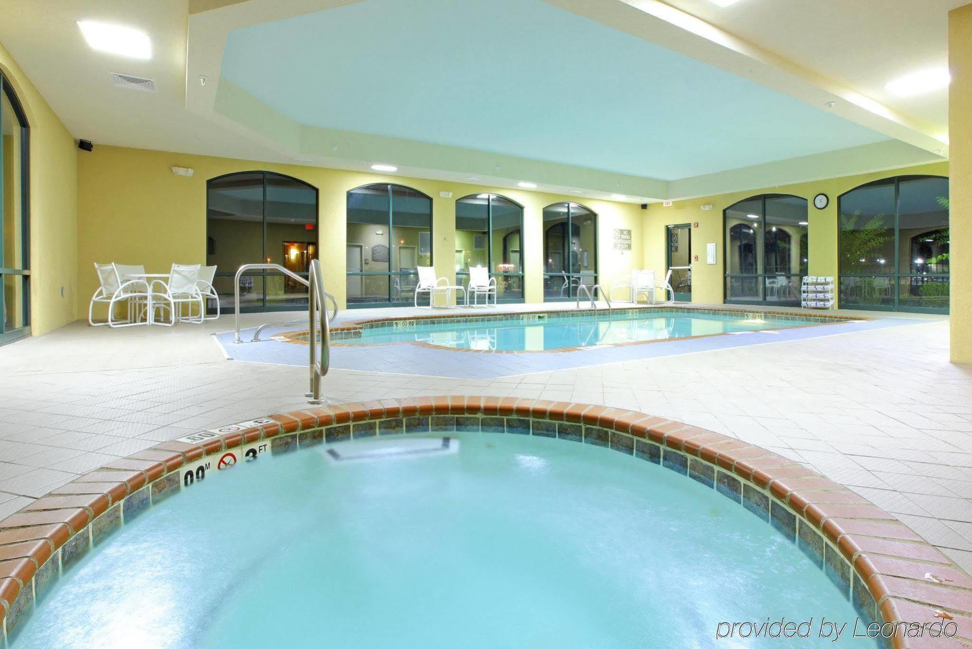 Holiday Inn Express Suites Little Rock West By Ihg Buitenkant foto