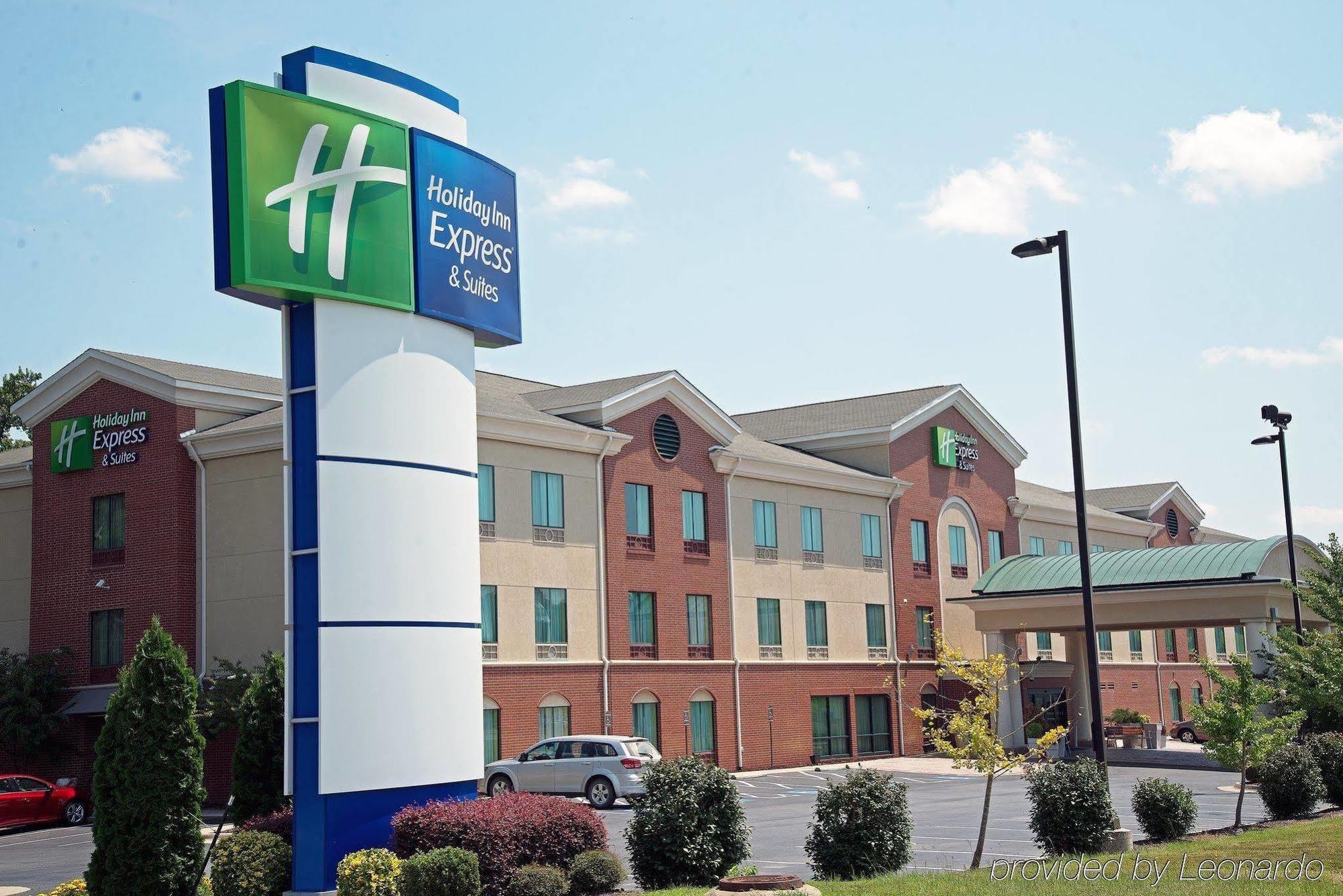 Holiday Inn Express Suites Little Rock West By Ihg Buitenkant foto